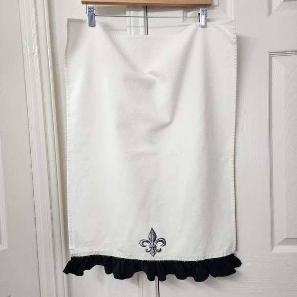 UNAVAILABLE **SET** Retro Cutie Fleur-de-lis Kitchen Apron & Matching Towel - Picture 10 of 15